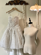 Sparkly Sweetheart Neck Lace Sequin Beaded White Short 16th Princess Birthday Outfits Formal Homecoming Dress Y9211