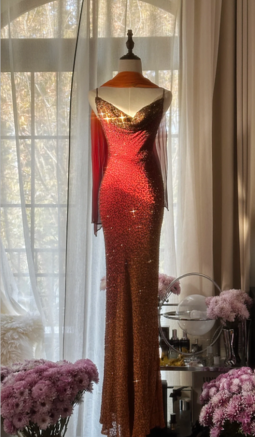 Elegant Spaghetti Straps Burgundy Chiffon Beaded Mermaid Long Party Dress Evening Gown