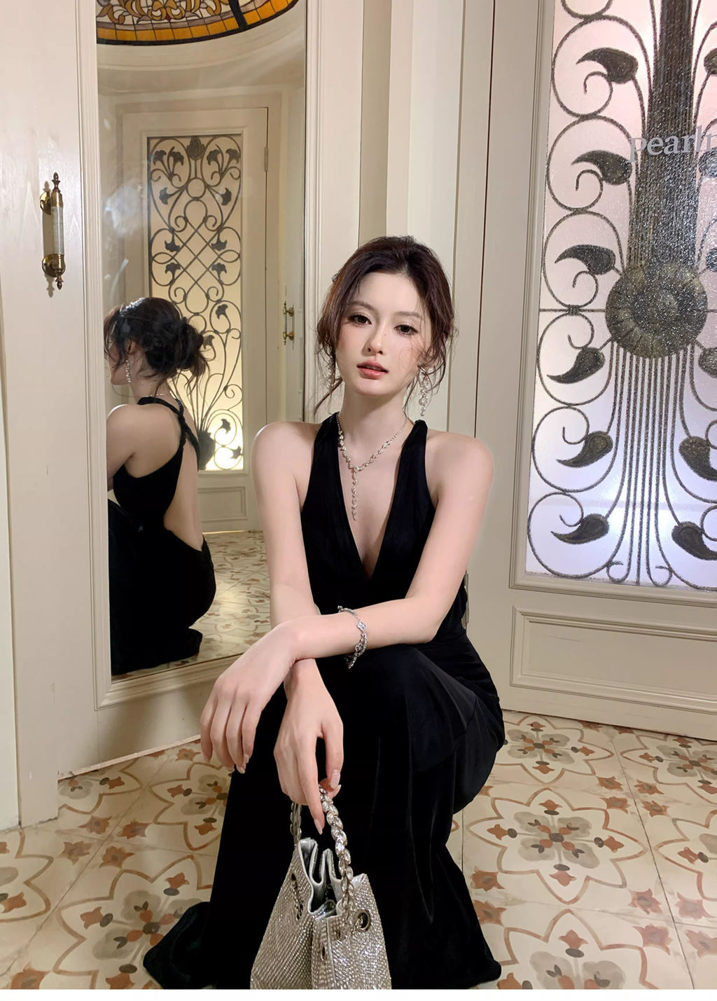 Sexy Black Neck Satin Mermaid Evening Dress Backless Long Wedding Guest Dress SP1538