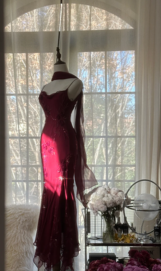 Charming Spaghetti Straps Burgundy Chiffon Beaded Mermaid Long Party Dress Birthday Prom Gown