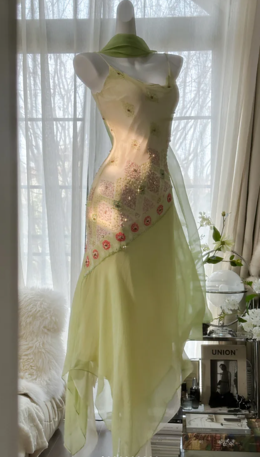 Classy Spaghetti Straps Light Green Chiffon Beaded Mermaid Long Party Dress Evening Gown