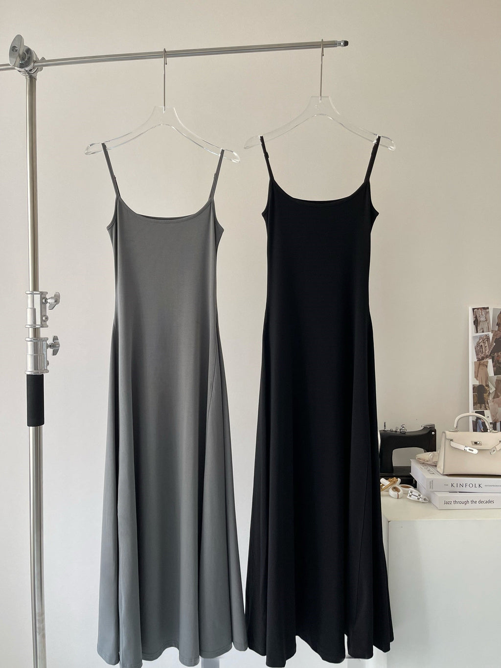 Black and gray simple waist slim U-neck temperament long suspender dress R2088