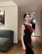 Off-shoulder sleeveless dress velvet banquet temperament fishtail dress skirt R1448