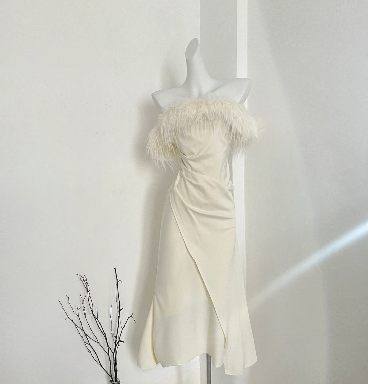 White one-shoulder dress 2025 new style figure-hugging dress R2031