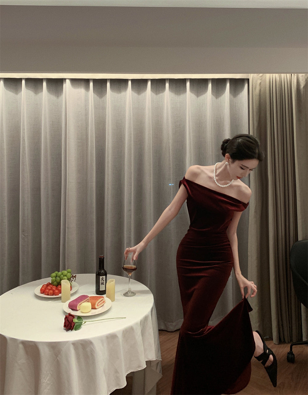 Off-shoulder sleeveless dress velvet banquet temperament fishtail dress skirt R1448
