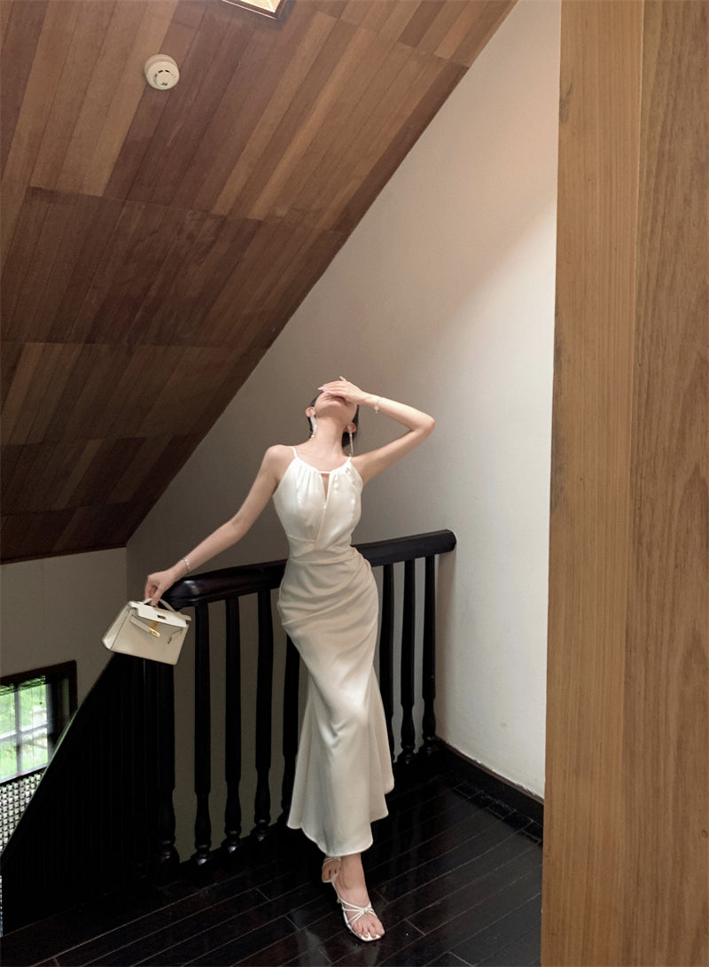 Satin white halter neck suspender dress sexy fishtail hip wrap gentle high-end long skirt R1468