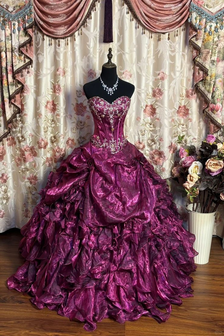 Retro Sweetheart Neck Purple Organza Pleated Beaded Ball Gown Formal Birthday Quinceanera Dress