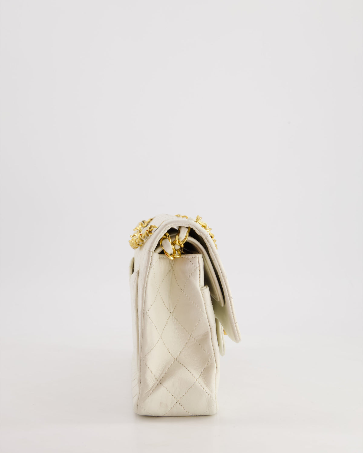 *FIRE PRICE* Chanel Vintage White Medium Classic Double Flap Bag in Lambskin Leather with 24K Gold Hardware