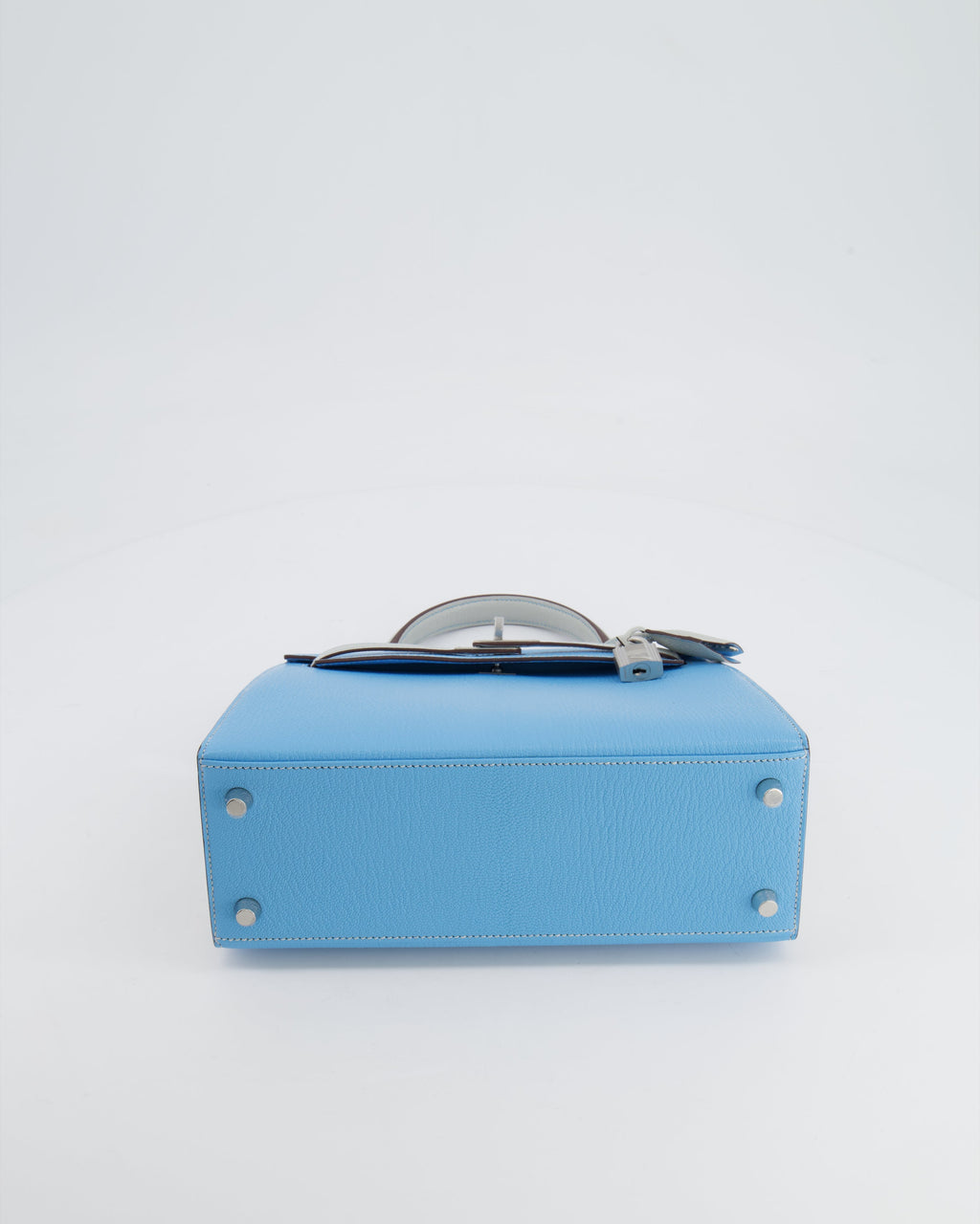 *VERY RARE* Hermès Kelly Sellier HSS 25cm Bag in Bleu Celeste and Gris Perle Chèvre Leather with Contrast Stitching and Brushed Palladium Hardware