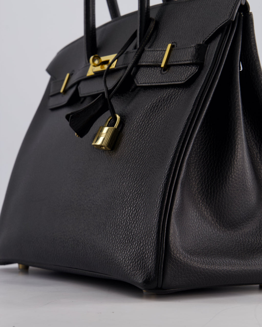 Hermès Birkin 35cm Retourne in Black Ardennes Leather with Gold Hardware