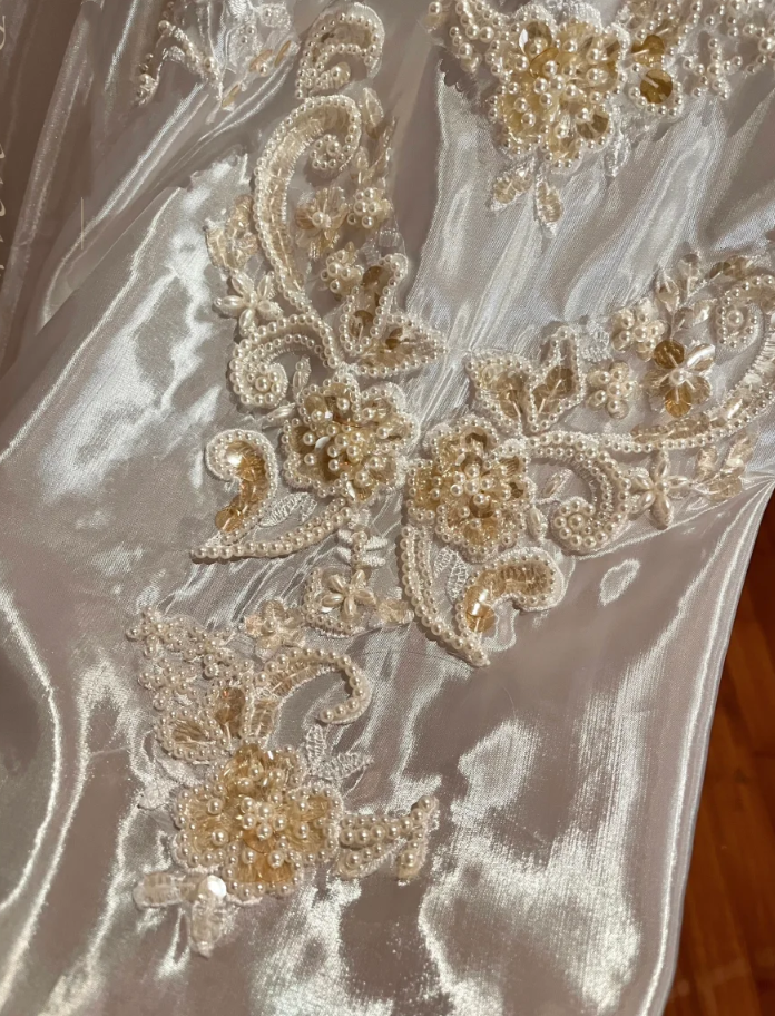 Charming Off The Shoulder White Satin Beaded Long Wedding Dress Bridal Gowns With Gloves