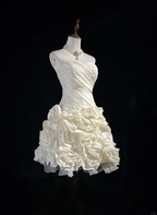 Pretty Strapless White Satin Pleated A Line Homecoming Dress 18th Birthday Outfits Y9514