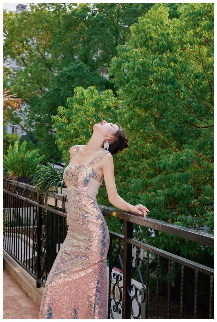 Glitter Spaghetti Straps Sequin Mermaid Long Party Dress Evening Gown With Bow