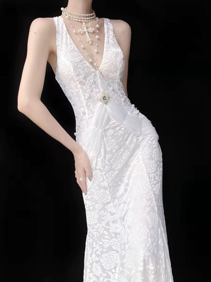 Classy V Neck White Lace Mermaid Long Evening Dress Party Gown