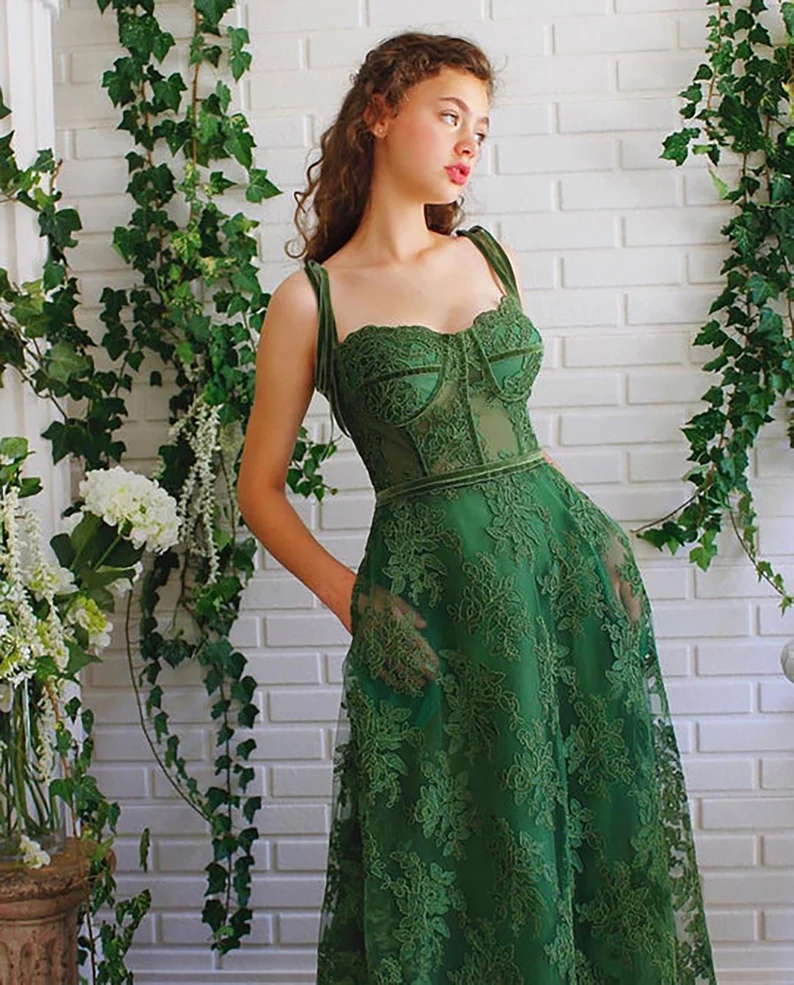 Dark Green Lace Prom Gown A line Long Green Lace Fairy Prom Dress Sweetheart Tied Straps Ball Gown Prom Dress Lace Homecoming/Party Dress