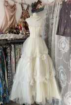 Vintage Ball Gown Spaghetti Straps Sleeveless Long White Evening Dress Prom Dresses