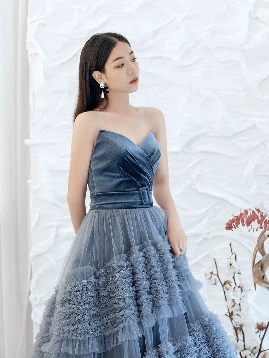 Sexy Ball Gown Sweetheart Neckline Gray Tulle Evening Dress Prom Dresses