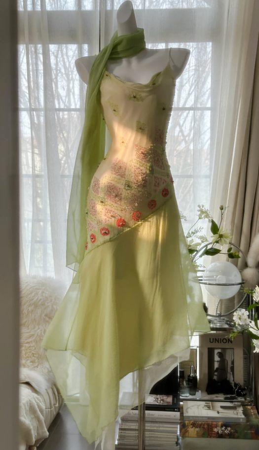 Classy Spaghetti Straps Light Green Chiffon Beaded Mermaid Long Party Dress Evening Gown