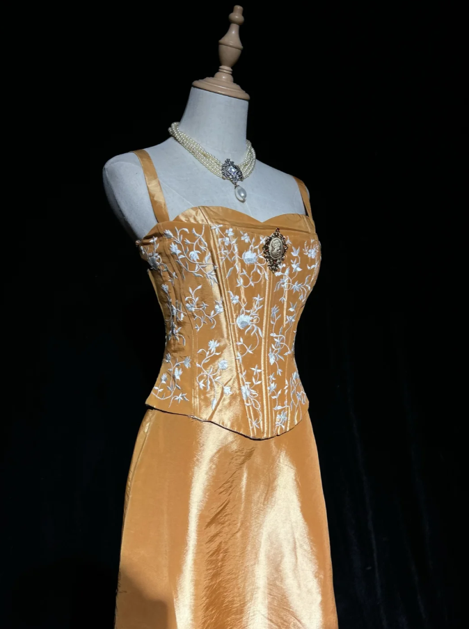 Pretty Spaghetti Straps Satin Embroidery A Line Long  Evening Dress 20th Birthday Outfits SP1966