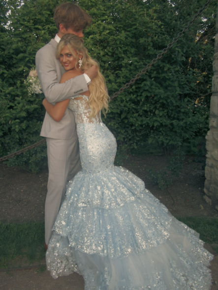 Charming Off The Shoulder Blue Tulle Lace Appliques Layered Mermaid Party Dress Long Evening Gown