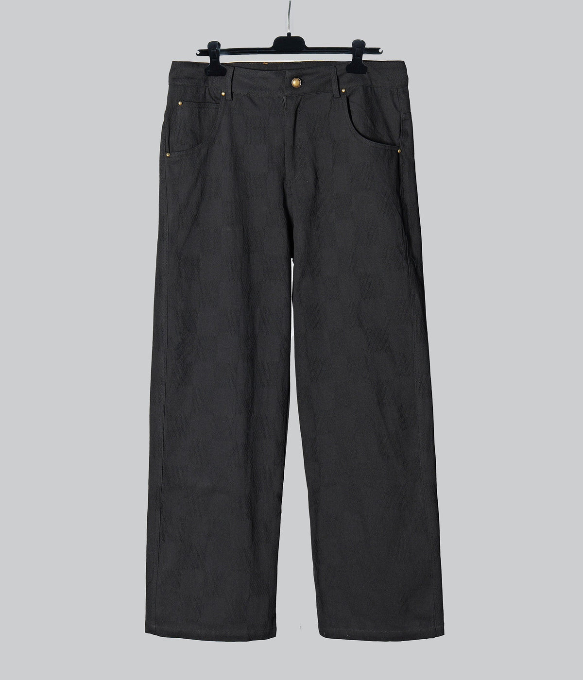 MINIMALIST STREET STYLE