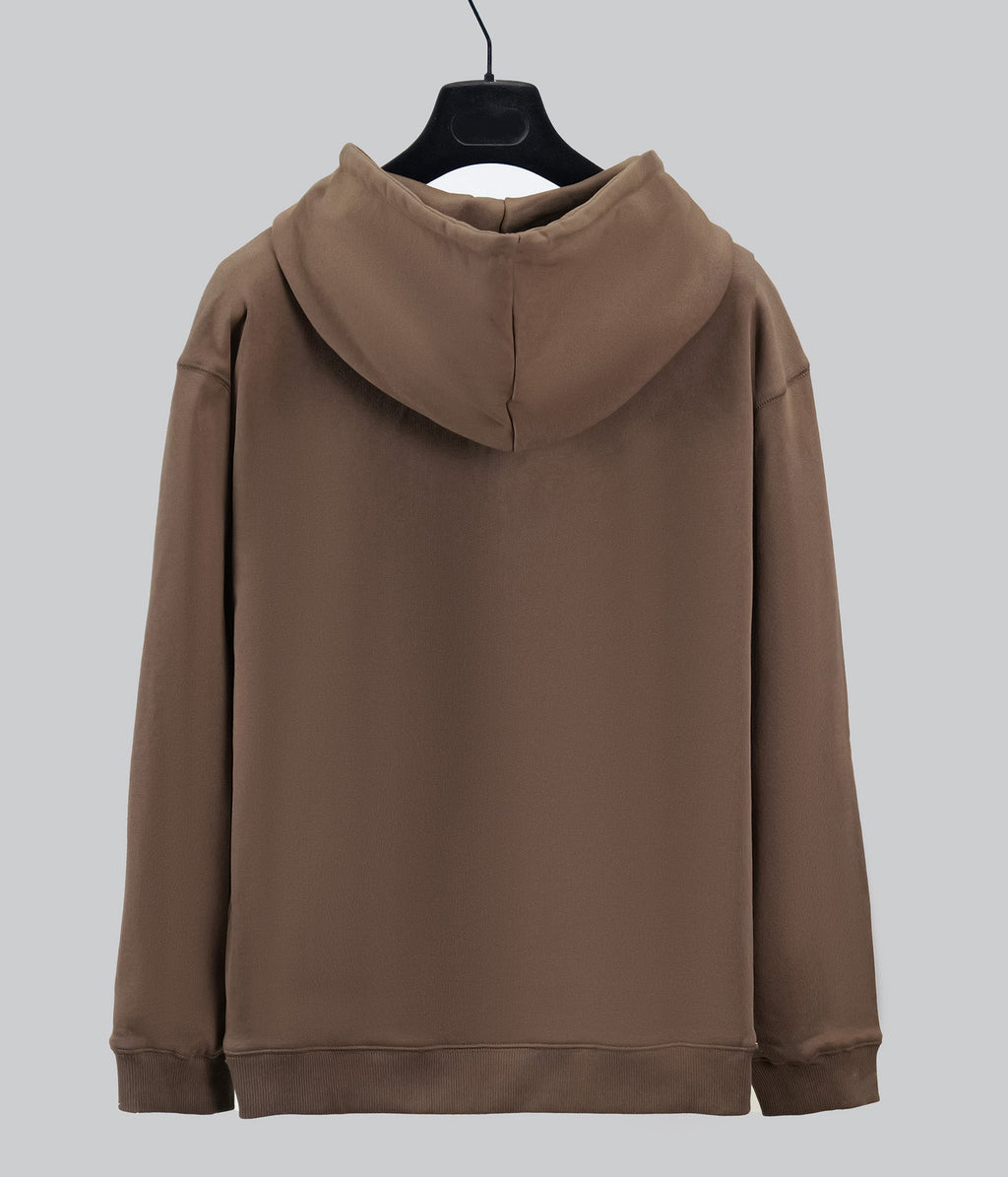 MINIMALIST STREET STYLE