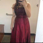 Burgundy Spaghetti Straps Exquisite Beaded Long Tulle Ball Gowns Prom Dress