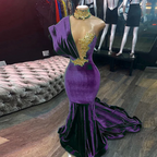 Emerald Green Evening Dresses High Neck Appliques Gold Lace Mermaid Prom Dresses Sexy Formal Velvet Party Gowns    cg19494