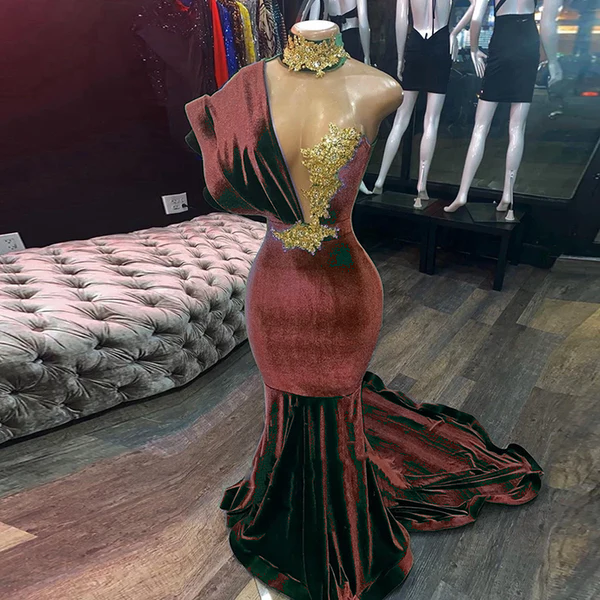 Emerald Green Evening Dresses High Neck Appliques Gold Lace Mermaid Prom Dresses Sexy Formal Velvet Party Gowns    cg19494