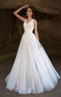 V-Neck Sleeveless Deep-V-Back A-Line Tulle prom Dress With Ruching and Appliques  cg7187