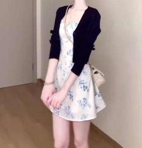 Gentle temperament blue suspender dress beautiful unique waist A-line short skirt R0861