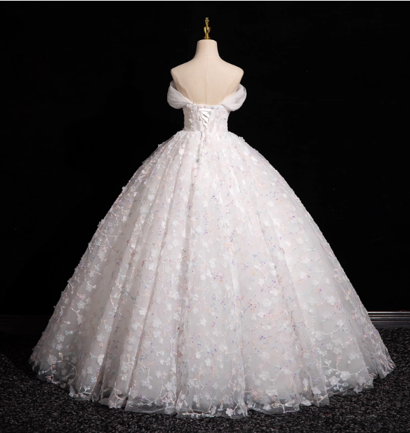 Elegant White 3D Floral Tulle Long Ball Gown Evening Dresses Sweet 16 Dresses