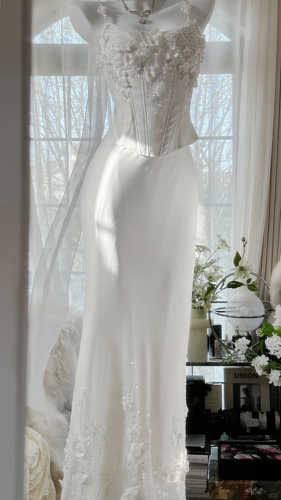 Elegant White Strap Herringbone Beaded Chiffon Evening Gown Prom Dresses