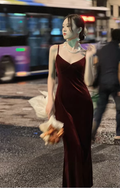 Burgundy suspender dress sexy V-neck backless high-end Christmas annual party hip dress R1471