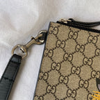 Gucci Canvas Beige GG Supreme 'l' Aveugle Par Amour' Tiger Pouch in Natural