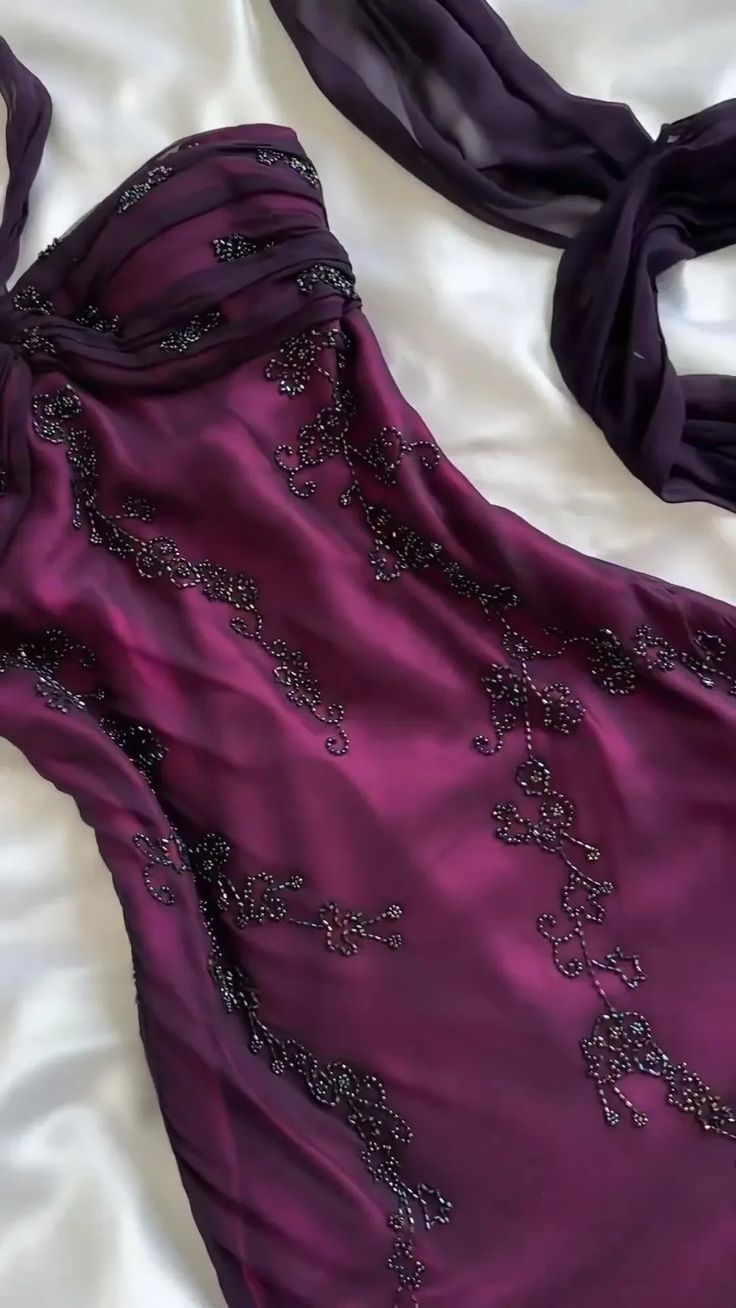 Purple Exquisite Elegant Backless Beaded Long Prom Dress Prom Gowns Graduation Dresses