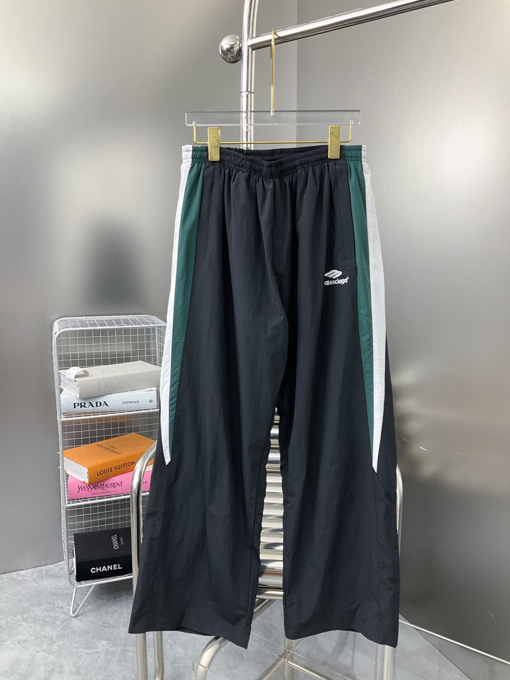 NEW ARRIVAL STREETWEAR - STREETWEAR CLOTHING