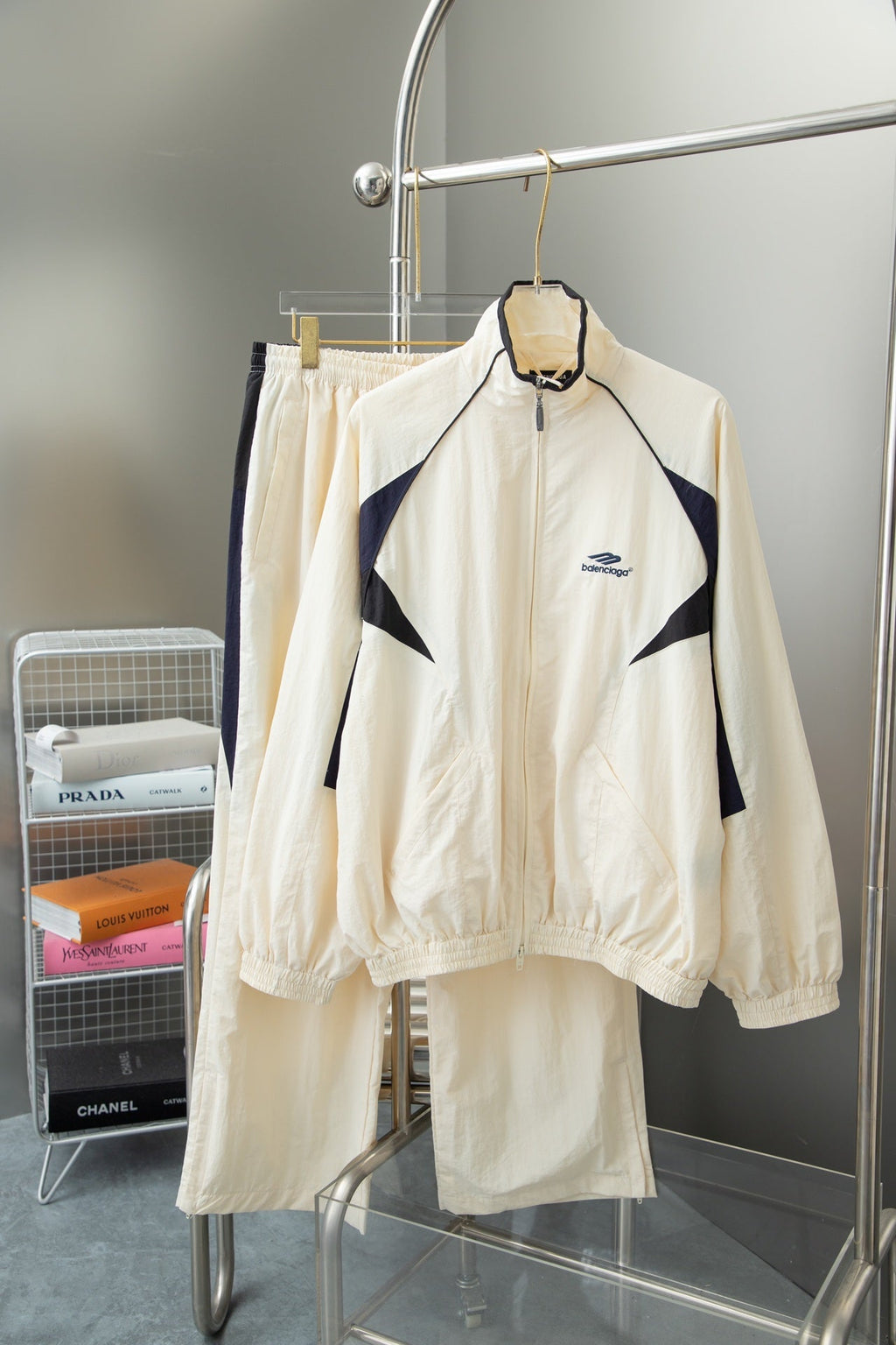 NEW ARRIVAL STREETWEAR - STREETWEAR CLOTHING