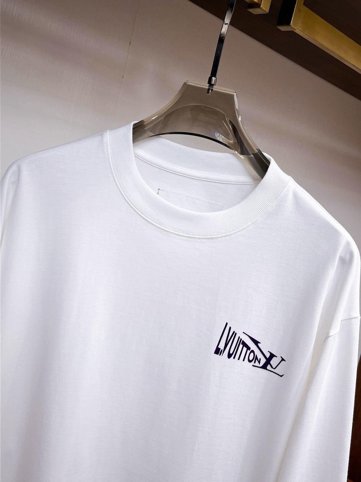 MINIMALIST STREET STYLE
