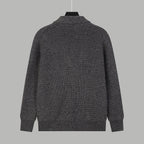 MINIMALIST STREET STYLE