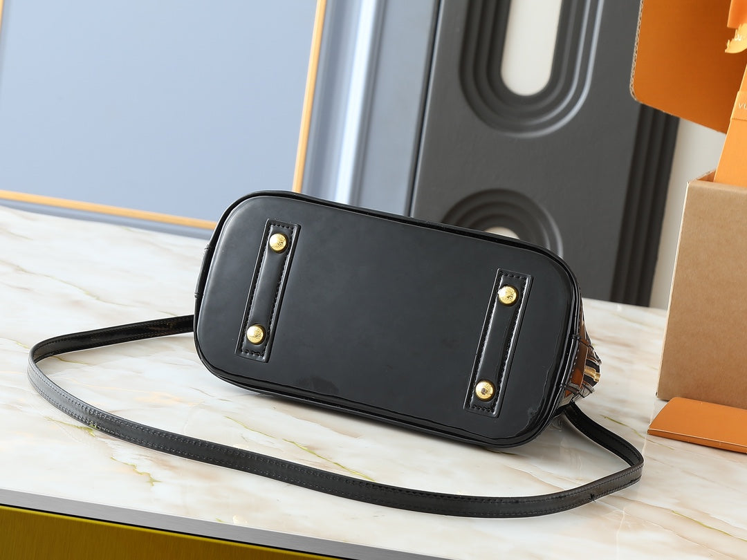 BAGS NEW ARRIVALS