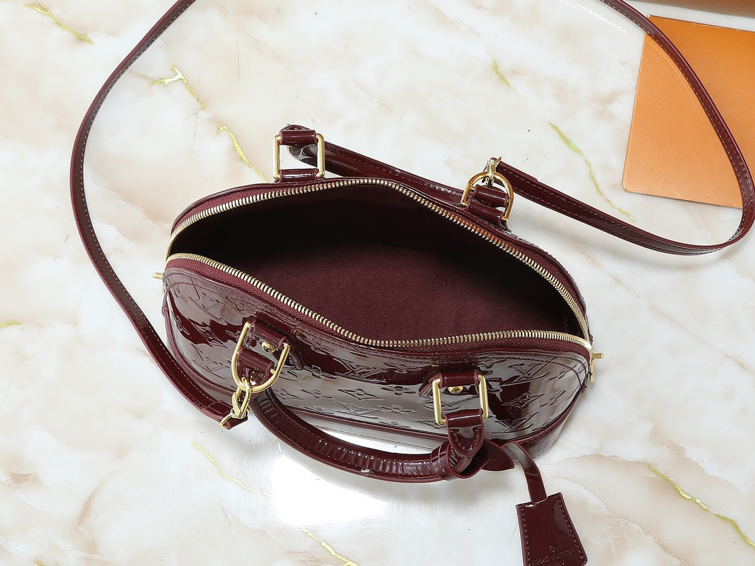 BAGS NEW ARRIVALS