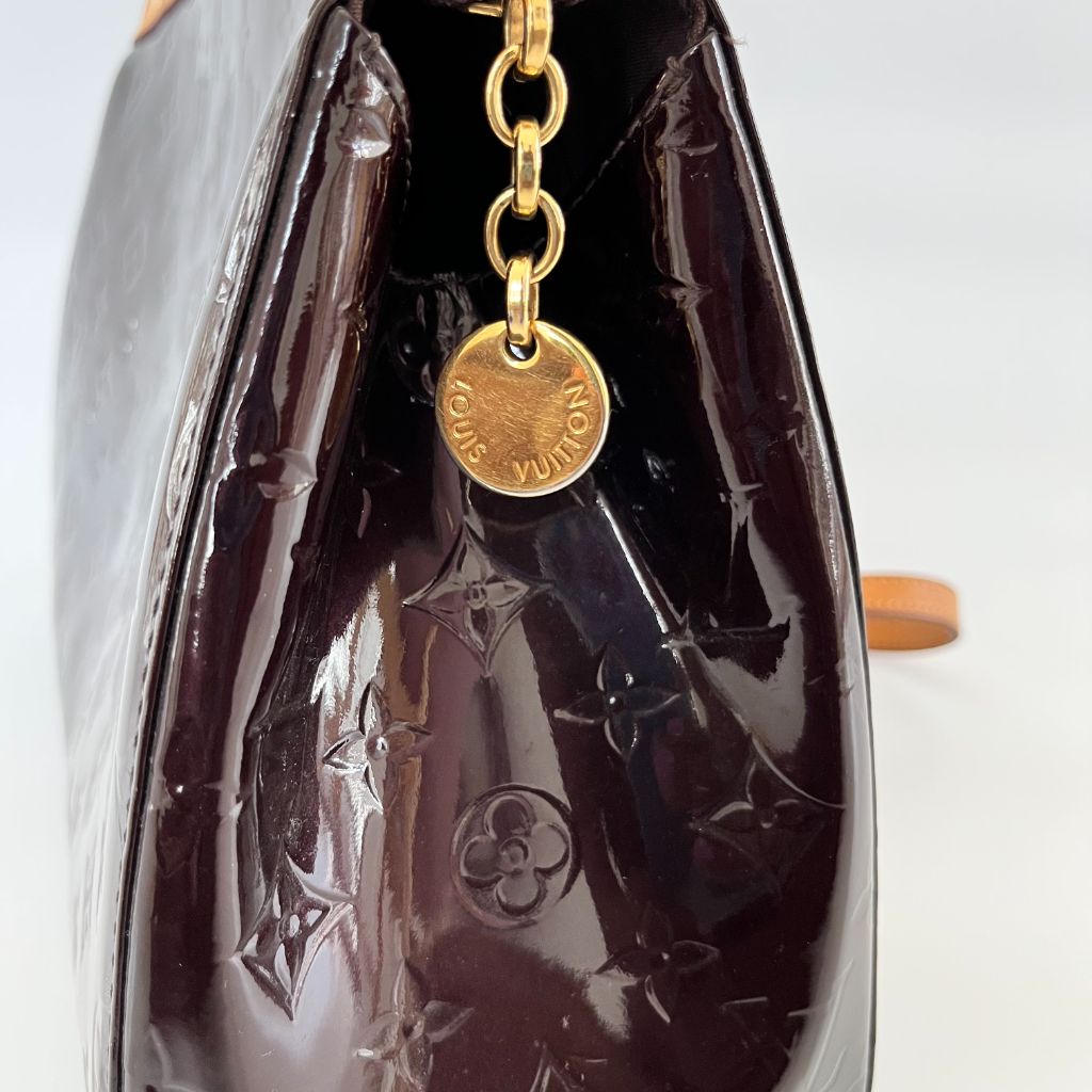 Louis Vuitton burgundy Vernis brea MM shoulder bag