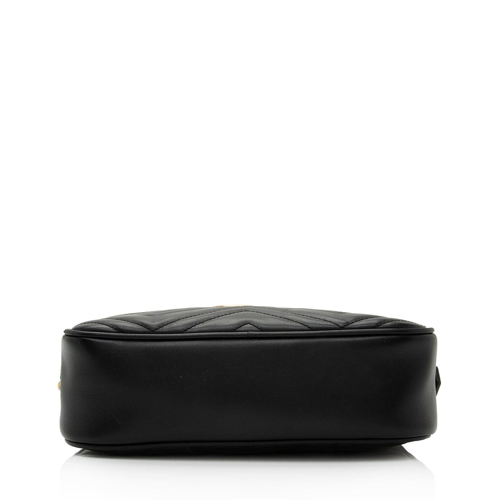 Gucci Matelasse Leather GG Marmont Small Shoulder Bag (SHF-8WEwIl)