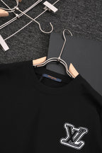 MINIMALIST STREET STYLE