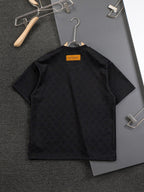 MINIMALIST STREET STYLE