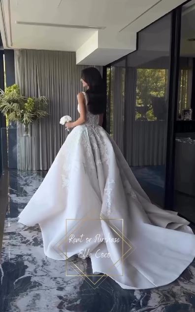 Pretty Wedding Dress Ball Gowns Square Neck Lace White Wedding Dresses Bridal Gown