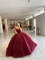 Burgundy long A line Ball Gown Sewwt 16 Dress C2256