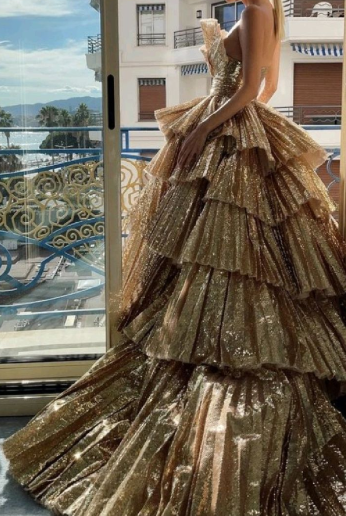 Stylish Golden Tiered Ball Gowns Long Prom Dresses