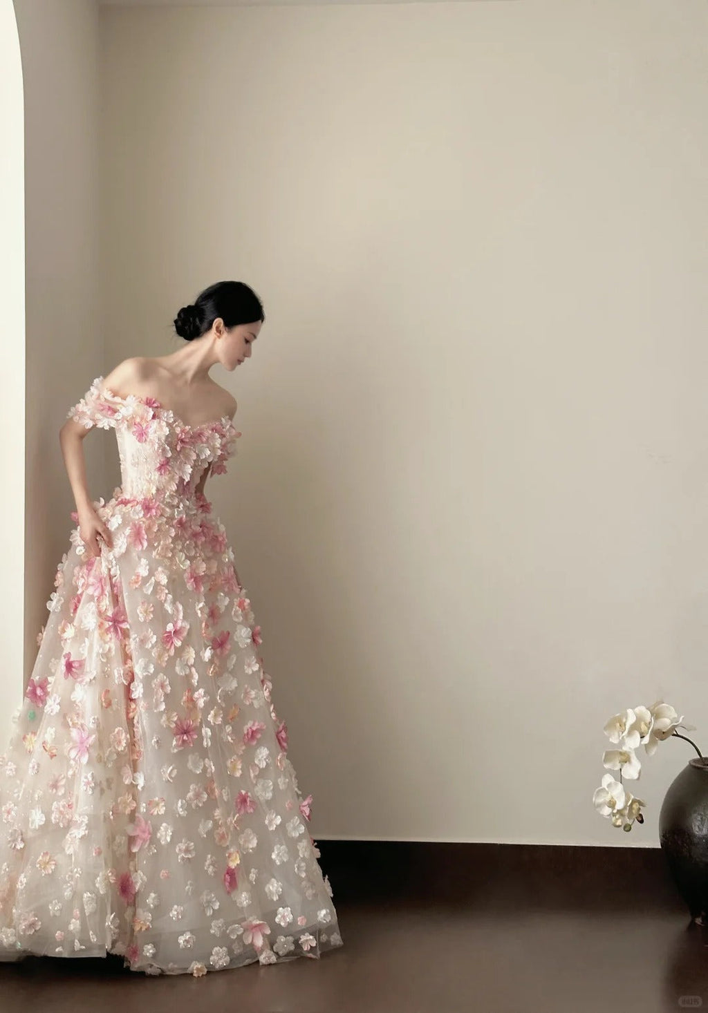 Sweet Pink And White Gradient Strapless 3D Floral Tulle Ball Gown Wedding Dresses